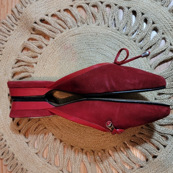 VIA VENETTO Red Suede Mules Size 4.5 - Picture 3 of 5